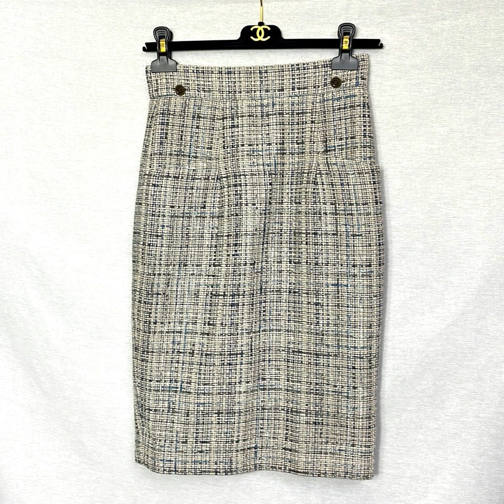 CHANEL skirt